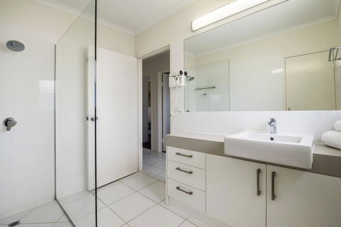 Sunseeker Holiday Apartments - Kingaroy Accommodation 35