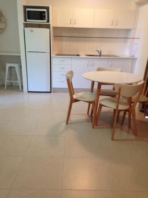 Chez Noosa Resort Motel - Kingaroy Accommodation 30