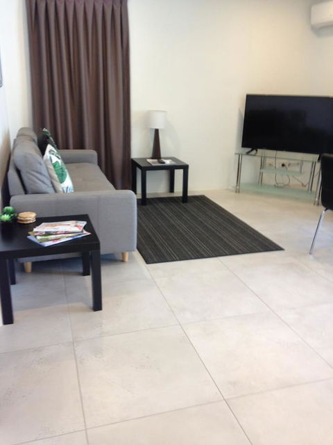 Chez Noosa Resort Motel - Kingaroy Accommodation 14