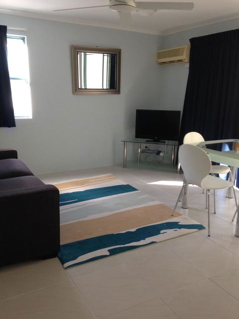 Chez Noosa Resort Motel - Kingaroy Accommodation 23