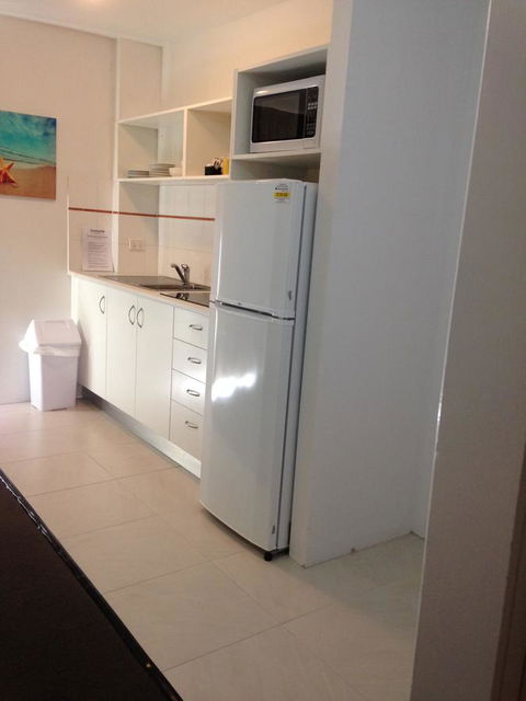Chez Noosa Resort Motel - Kingaroy Accommodation 0