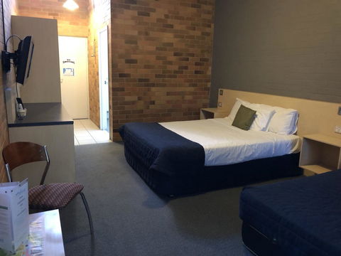 Bribie Island Hotel - Kingaroy Accommodation 17