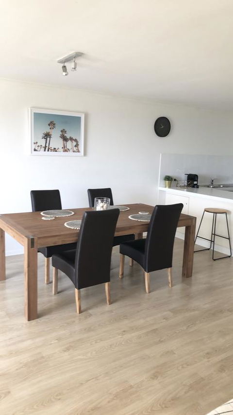 Sunshine Beach Luxe Apartment - Kingaroy Accommodation 3