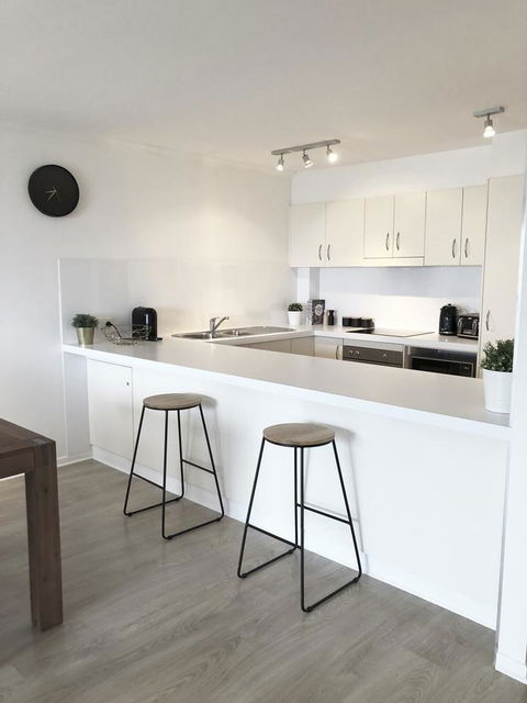 Sunshine Beach Luxe Apartment - Kingaroy Accommodation 5