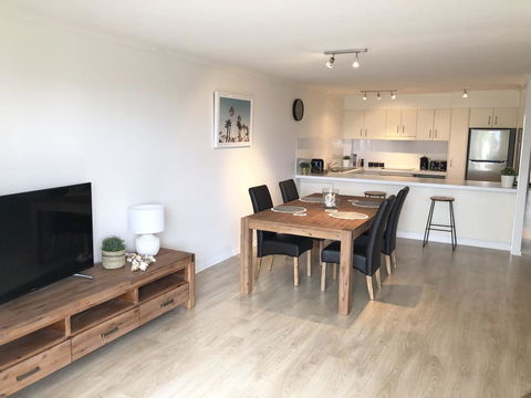 Sunshine Beach Luxe Apartment - Kingaroy Accommodation 4