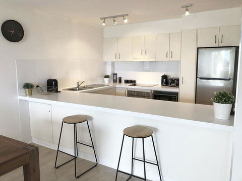 Sunshine Beach Luxe Apartment - Kingaroy Accommodation 2
