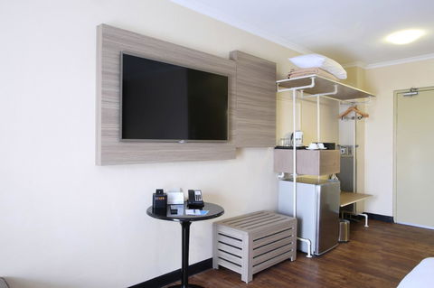 Mantra Club Croc - Kingaroy Accommodation 11