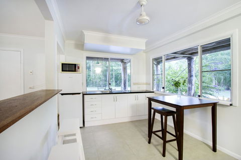 Airlie Beach Eco Cabins - Adults Only - Kingaroy Accommodation 37
