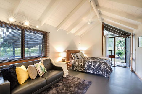 Airlie Beach Eco Cabins - Adults Only - Kingaroy Accommodation 21