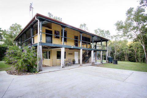 Airlie Beach Eco Cabins - Adults Only - Kingaroy Accommodation 44