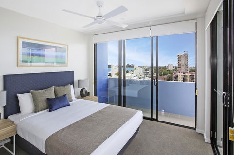 Direct Collective - Sea Breeze Mooloolaba - Kingaroy Accommodation 3