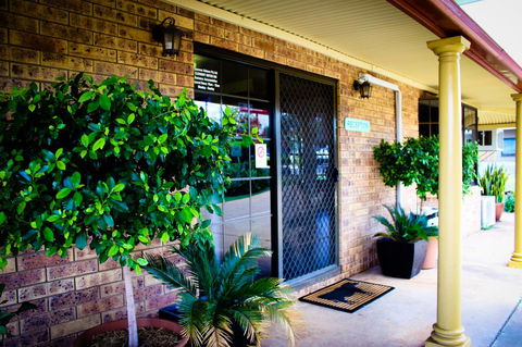 Clermont Country Motor Inn - Kingaroy Accommodation 1