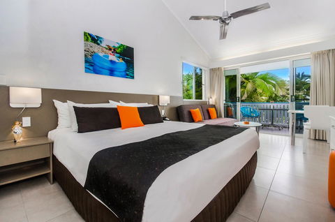 By The Sea Port Douglas - Kingaroy Accommodation 2