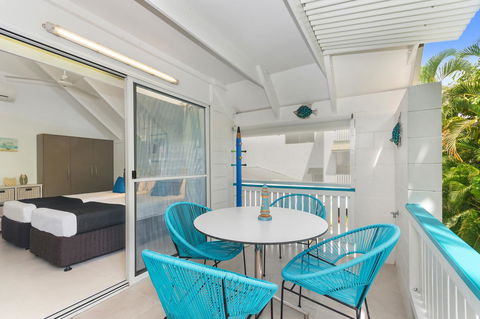 By The Sea Port Douglas - Kingaroy Accommodation 10