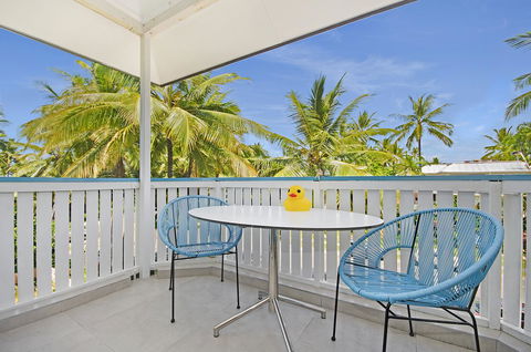 By The Sea Port Douglas - Kingaroy Accommodation 16