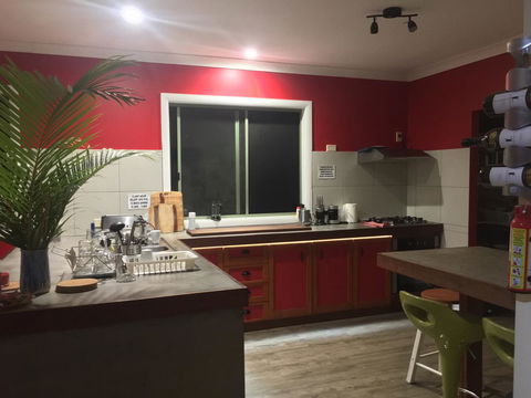 KiteSurf 1770 Beach House - Kingaroy Accommodation 9