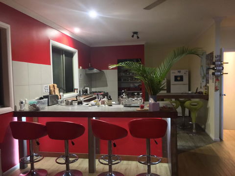 KiteSurf 1770 Beach House - Kingaroy Accommodation 2