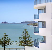 Oshen Apartments Yeppoon - Kingaroy Accommodation