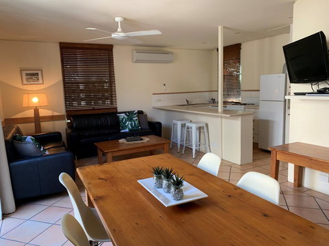 The Hastings Beach Houses - Kingaroy Accommodation 13
