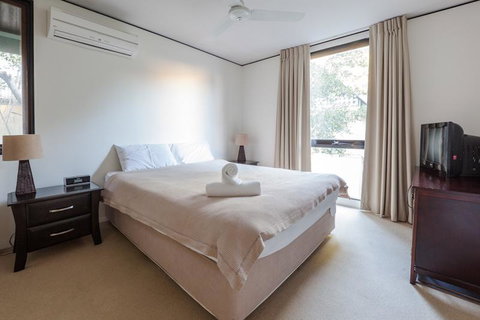 The Hastings Beach Houses - Kingaroy Accommodation 14