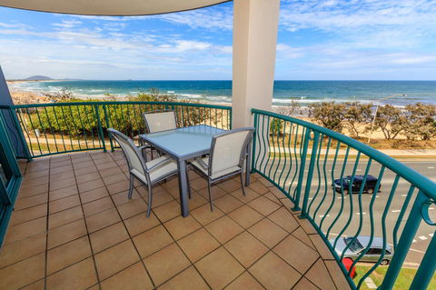 Grand Palais Boolarong Beachside Apartments - Kingaroy Accommodation 0