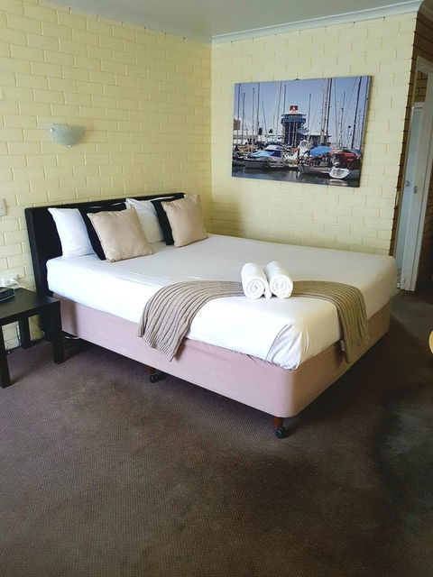 Twin Pines Motel - Kingaroy Accommodation 20