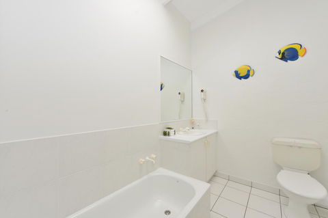 Seascape Holidays At Beachfront Terraces - Kingaroy Accommodation 8