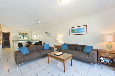 Seascape Holidays At Beachfront Terraces - Kingaroy Accommodation 11