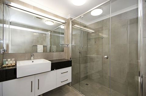 Mariners North Holiday Apartments - Kingaroy Accommodation 42