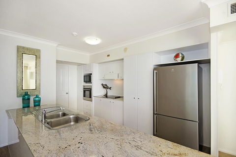 Mariners North Holiday Apartments - Kingaroy Accommodation 24