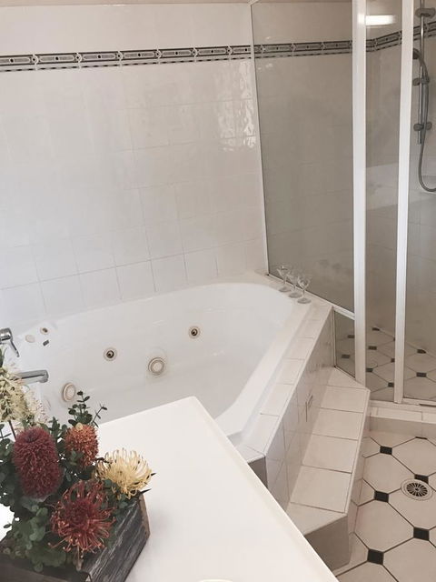 The Bearded Dragon Boutique Hotel - Kingaroy Accommodation 44