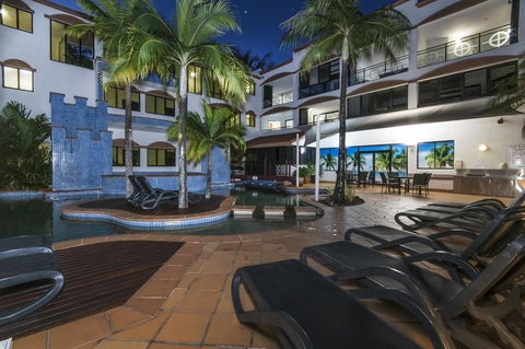 Regal Port Douglas - Kingaroy Accommodation 8
