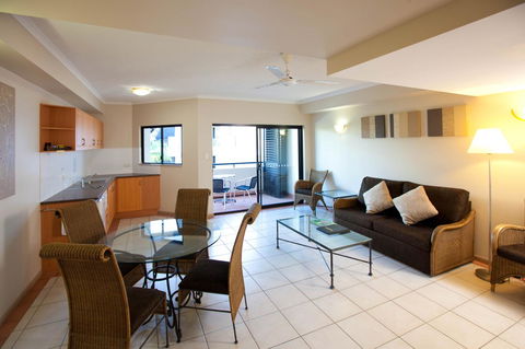 Regal Port Douglas - Kingaroy Accommodation 28