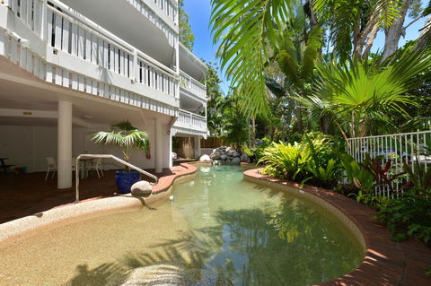 The White House Port Douglas - Kingaroy Accommodation 20