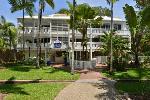 The White House Port Douglas - Kingaroy Accommodation 0