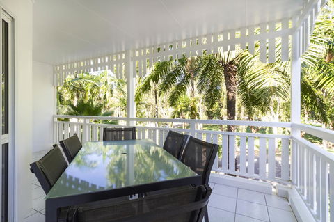 The White House Port Douglas - Kingaroy Accommodation 34