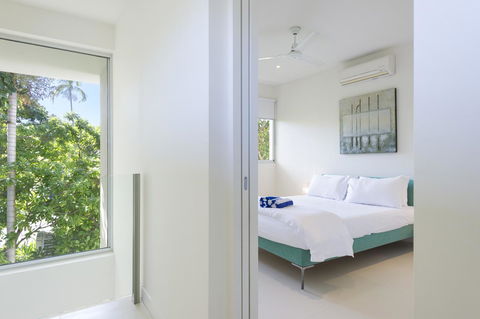 Pool Resort Port Douglas - Kingaroy Accommodation 24