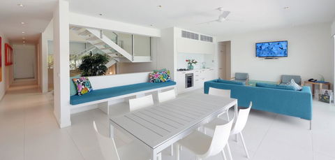 Pool Resort Port Douglas - Kingaroy Accommodation 6