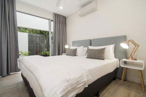 Pool Resort Port Douglas - Kingaroy Accommodation 42