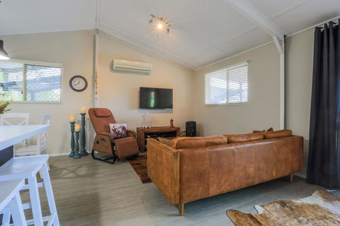 Bed & Breakfast 1 Bedroom Guest House - Kingaroy Accommodation 25