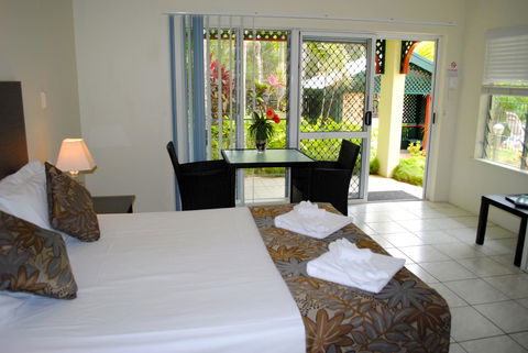 The Port Douglas Queenslander - Kingaroy Accommodation 42