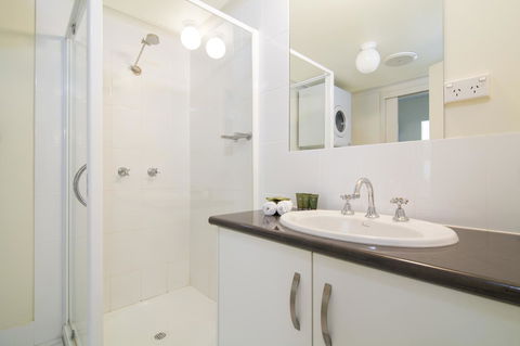 The Port Douglas Queenslander - Kingaroy Accommodation 8