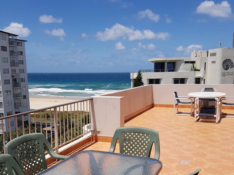 Surfers Chalet - Kingaroy Accommodation 37