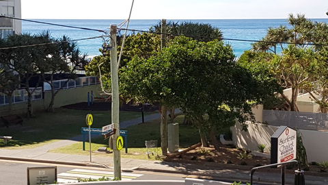 Surfers Chalet - Kingaroy Accommodation 20