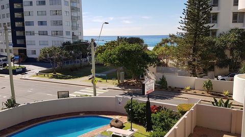 Surfers Chalet - Kingaroy Accommodation 17