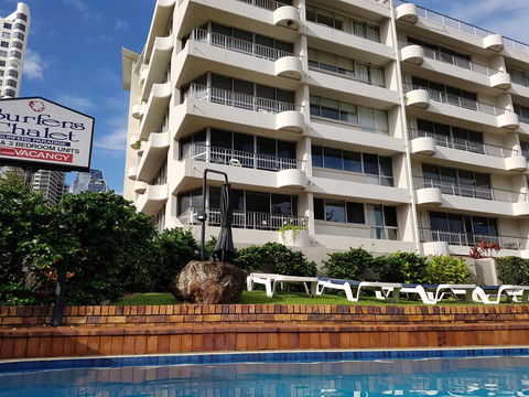 Surfers Chalet - Kingaroy Accommodation 13