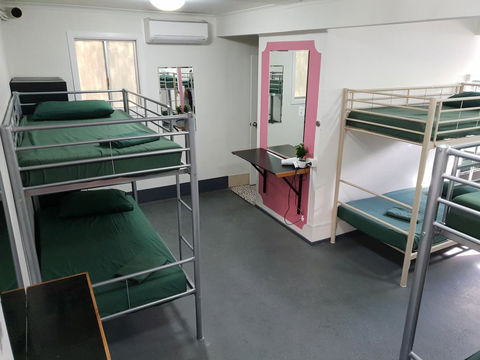 Backpackers In Paradise 18-35 Hostel - Kingaroy Accommodation 10