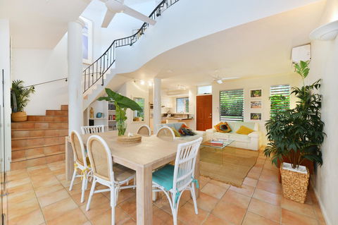 [ ANDY'S BEACH HOUSE ] - Kingaroy Accommodation 10