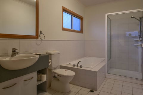 Bella Vista On Nara Pets Welcome - Kingaroy Accommodation 16