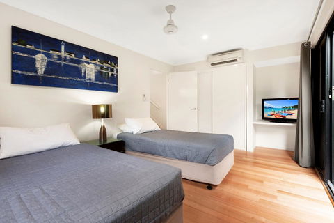 Shorelines - Kingaroy Accommodation 7